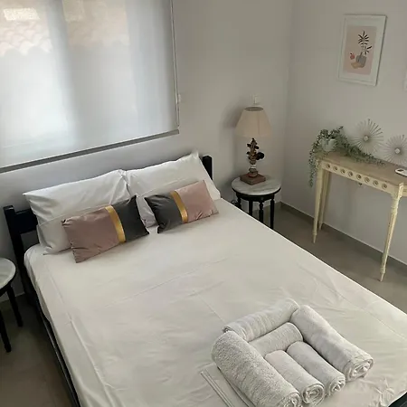 Isabella Aegina Holiday home *